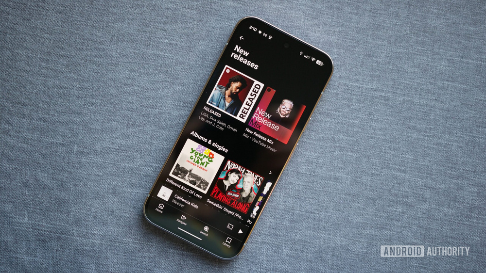 文章配图： YouTube Music 在折叠屏设备上终于看起来不错了——只需调整这个隐藏设置