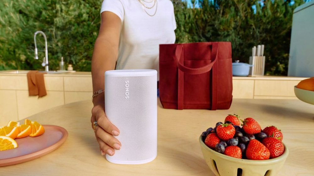 Image for the article: New Sonos Play Portable Speaker With AirPlay 2 Leaks on Best Buy