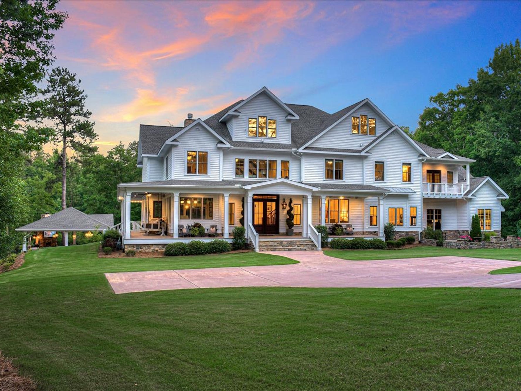 Изображение к статье: Семья тратит месяцы и тысячи долларов на подготовку своего дома к сдаче в аренду на время турнира Masters.