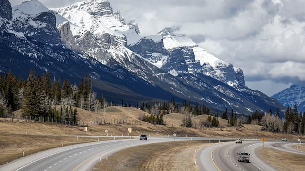 Image for the article: Winter snow is declining in key watersheds across Canada, raising concerns about future water supply