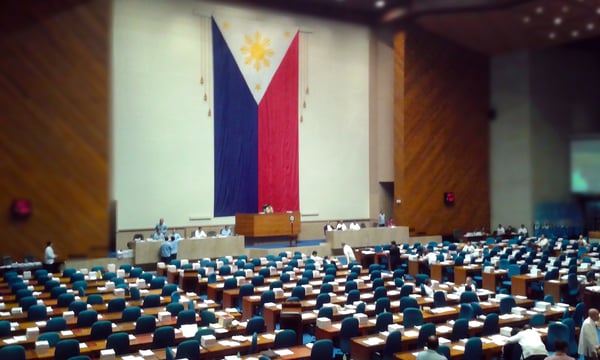 기사 이미지: 필리핀 의회위원회, 마르코스 탄핵 시도는 내용이 빈약하다