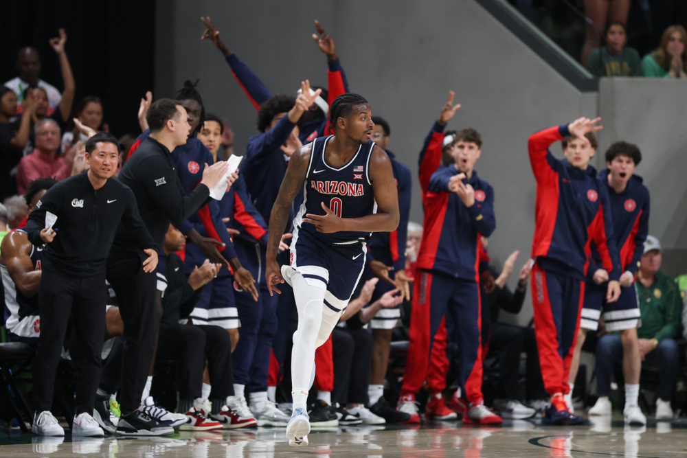 Image for the article: How to watch Iowa State vs. Arizona online for free