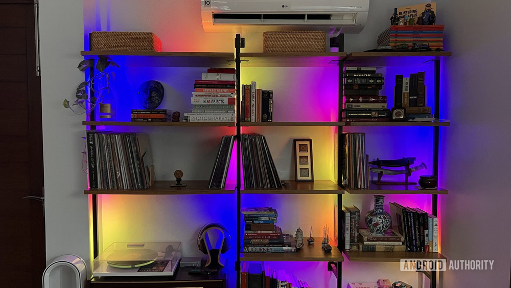 文章配图： Google Home 正在从智能灯泡中移除 RGB 颜色控制功能，但此变通方法可将其恢复。