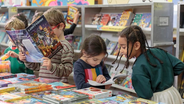 Изображение к статье: Как Scholastic стал культурным обрядом посвящения для канадских детей