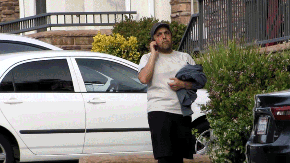 Изображение к статье: СМОТРИТЕ: Сын бывшего высокопоставленного иранского чиновника ведет комфортную жизнь в Лос-Анджелесе