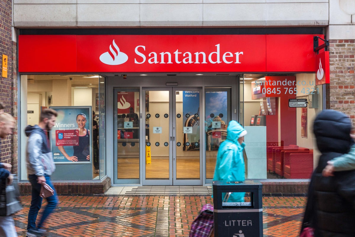 Image for the article: Santander to close 44 bank branches putting 291 jobs at risk