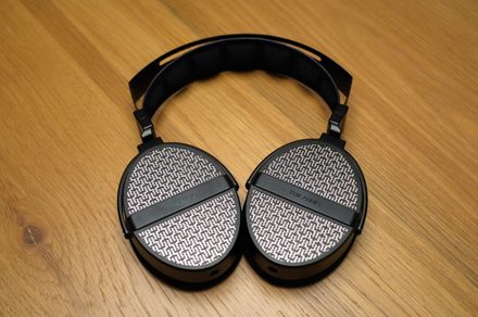 Изображение к статье: Thieaudio представляет флагманские накладные наушники на Kickstarter с ценами для ранних покупателей.