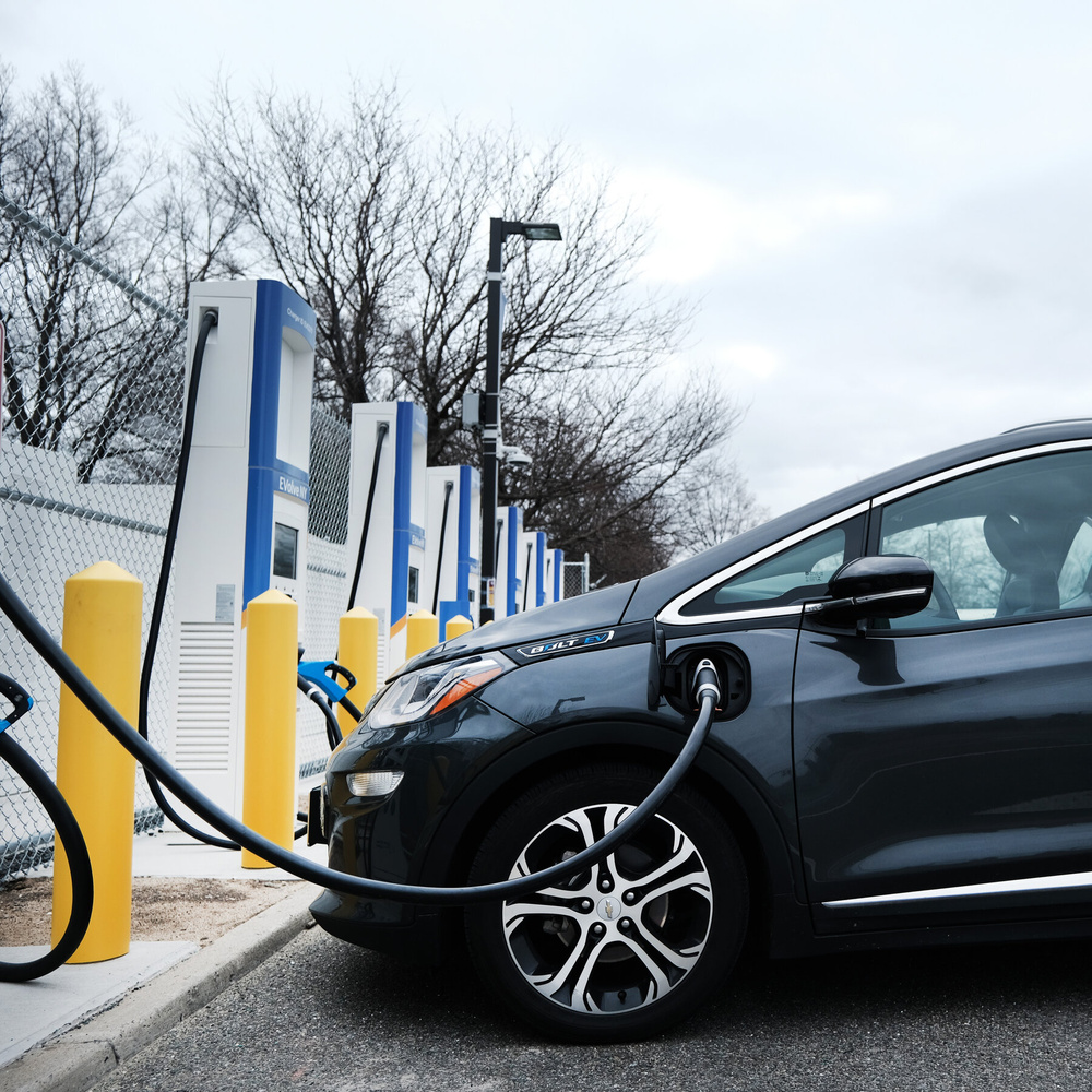 Image for the article: Uber Taking Steps to Expand Number of EV Chargers Near Its Drivers