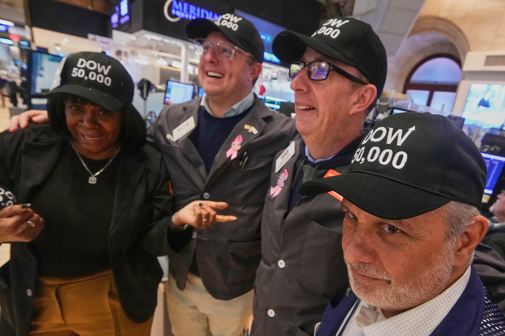 Image for the article: Dow soars by 1,200 points to top 50,000 for the first time as chipmakers and airlines lead ferocious stock market rebound