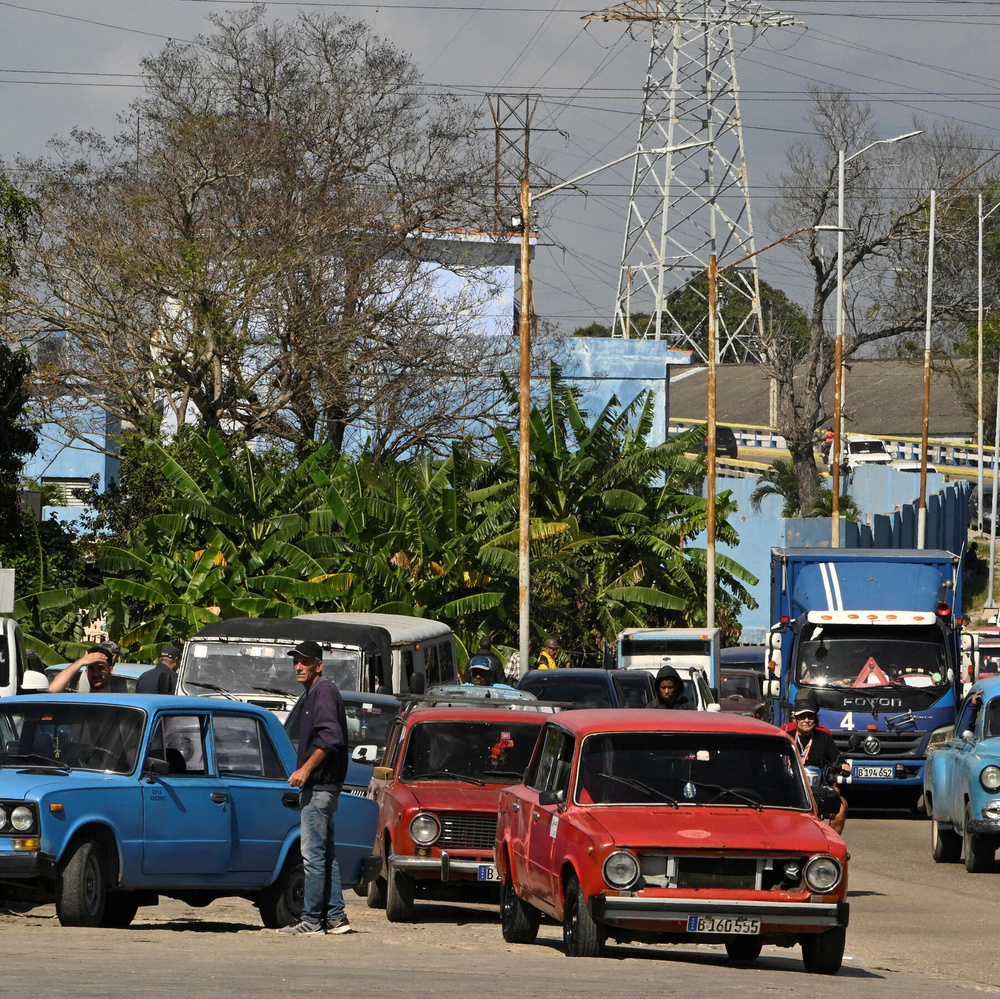 기사 이미지: 이란 내 공격 이후, 쿠바인들은 트럼프의 다음 표적이 될까 봐 걱정한다.
