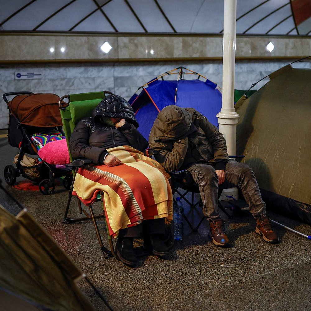 Image for the article: Russian Strikes Pummel Ukraine’s Power Grid