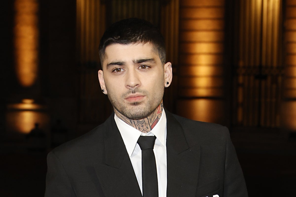 文章配图： Zayn Malik 在专辑发行日于医院发文后取消所有美国巡演场次