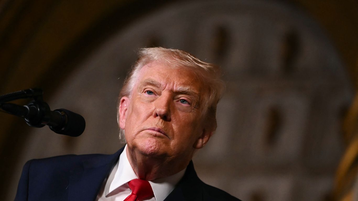 Image for the article: Lawsuit challenges Trump's authority on immigration pause