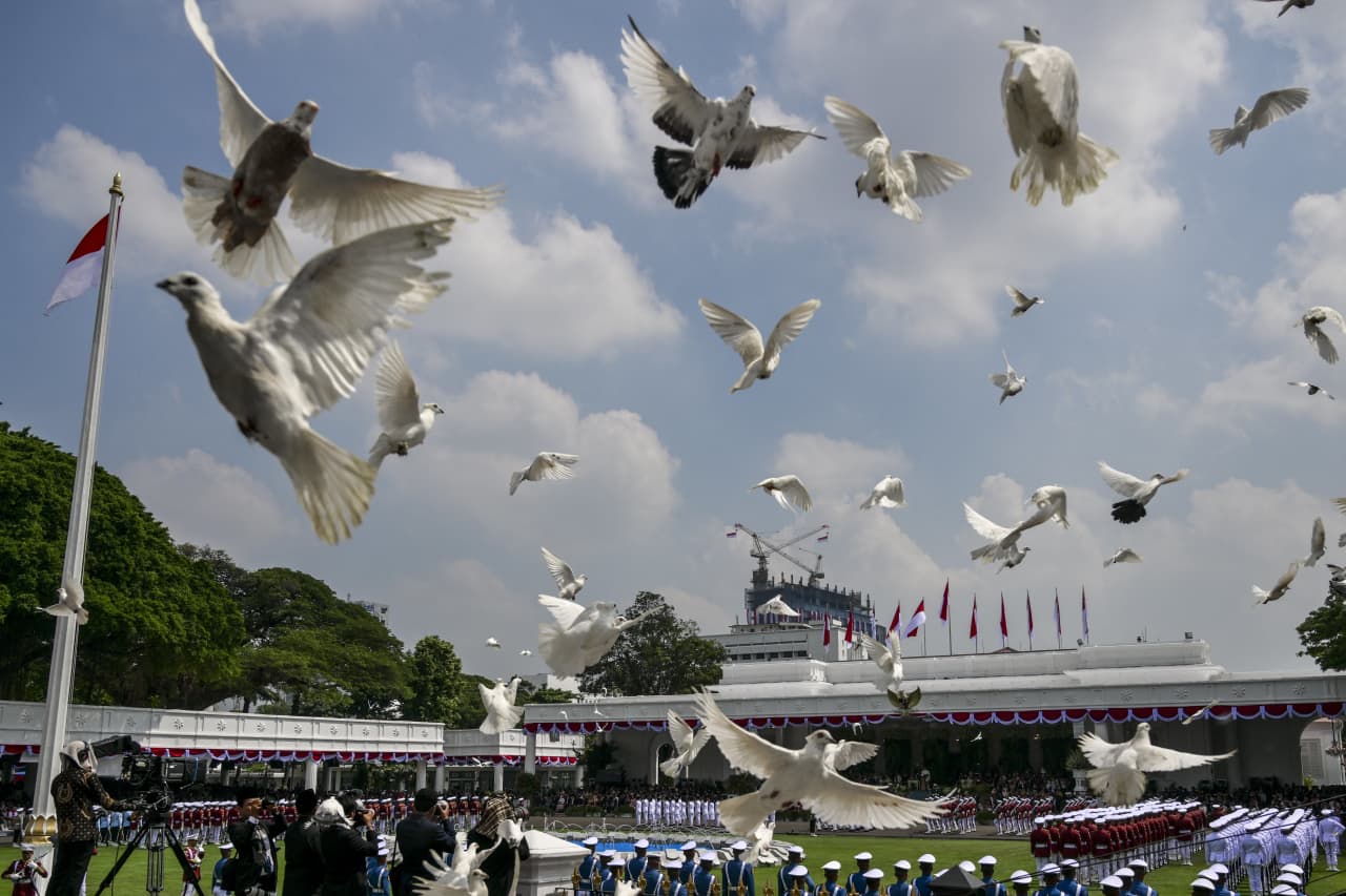 Image for the article: At a divided Fed, doves likely to rule the roost and push for more rate cuts this year
