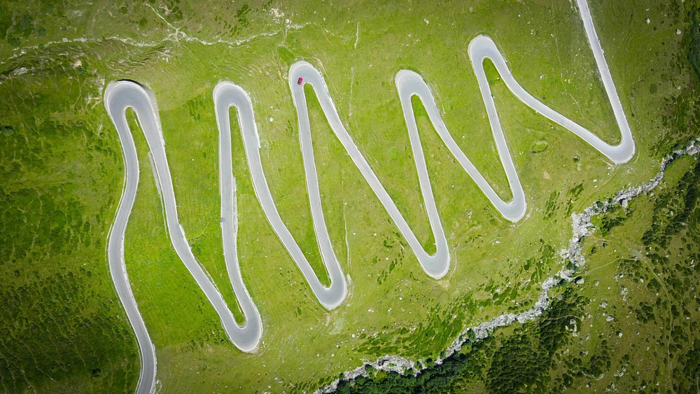 Изображение к статье: Биткоин волатильный, но стабилен, в то время как акции криптовалютных компаний отскакивают на фоне снижения опасений по поводу ИИ