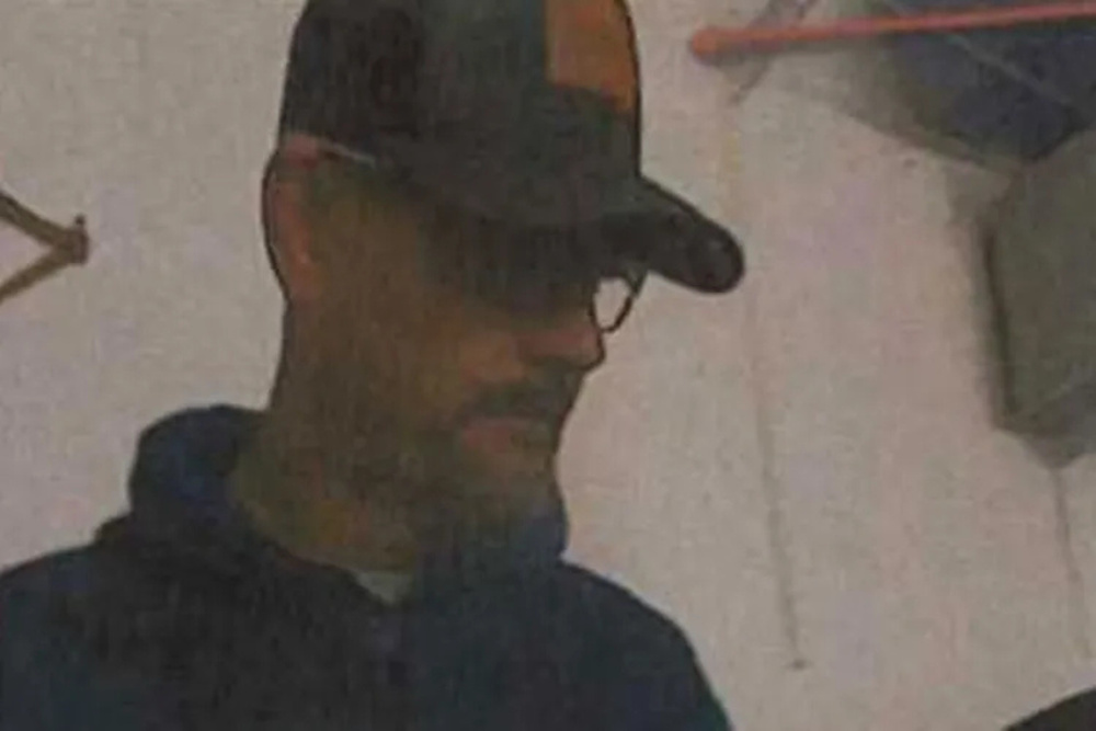 Изображение к статье: Муж обвиняется в убийстве жены и инсценировке ее смерти как самоубийства.