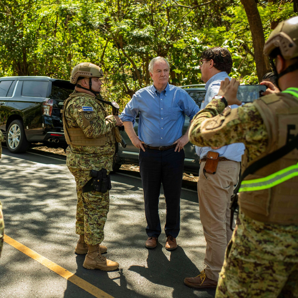 Image for the article: Chris Van Hollen Turned Away From El Salvador Prison, in Seeking Visit With Abrego Garcia