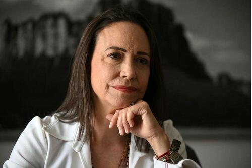 Изображение к статье: Лидер оппозиции Мария Корина Мачадо заявила, что вернется в Венесуэлу в ближайшие недели.