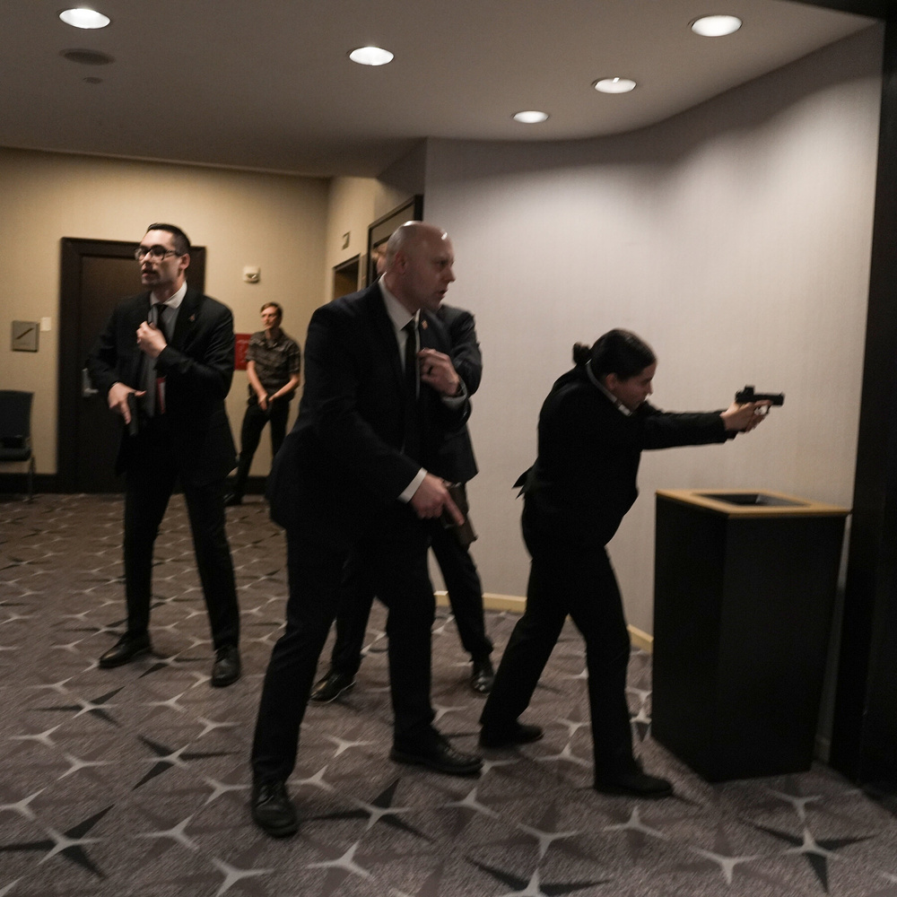 文章配图： 法官质疑为何将记者晚宴枪击案嫌疑人置于自杀观察名单