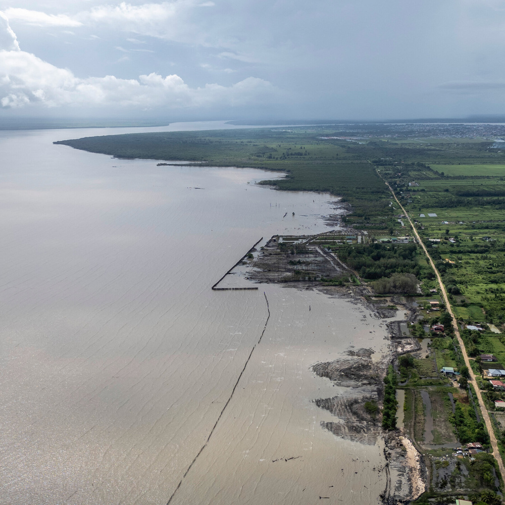 Image for the article: Sea Levels Are Already Higher Than Many Scientists Think, New Study Shows