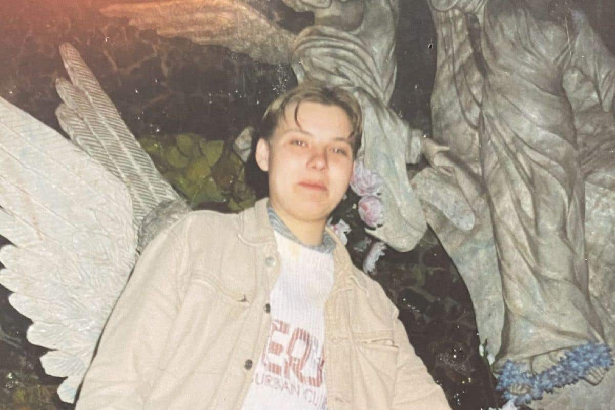 Изображение к статье: Мясник 'убил свою девушку статуэткой лошади, а затем разрезал ее пополам'