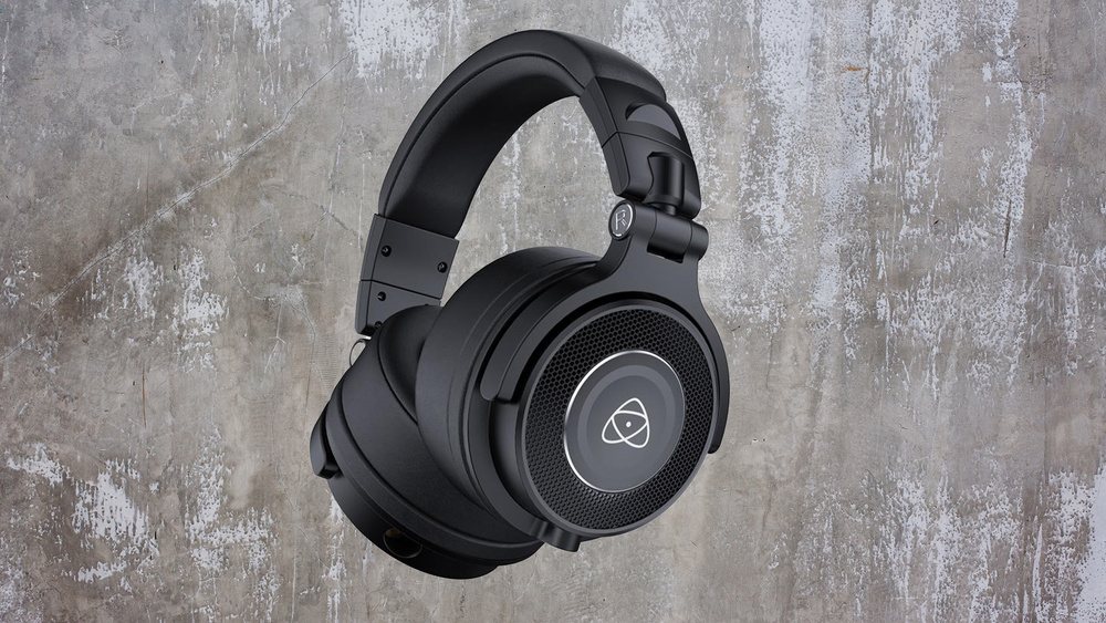 文章配图： 这些经济实惠的有线录音室耳机具有大驱动器和频率范围，可以吸引音频发烧友的注意——但它们来自一个备受尊敬的专业视频品牌