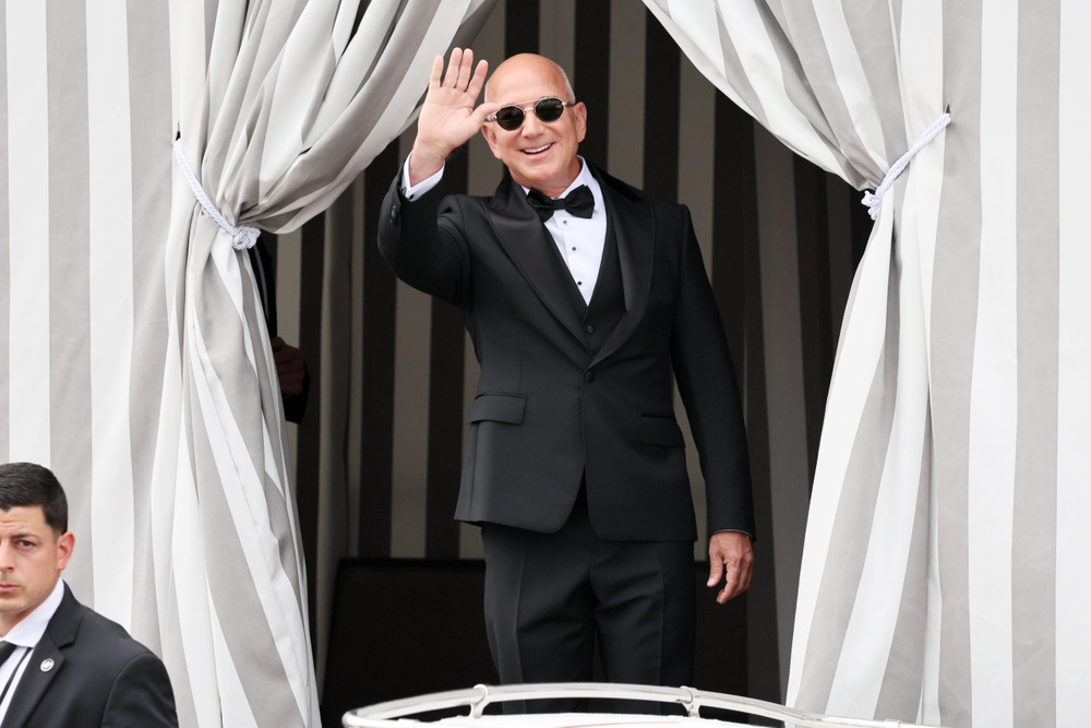 Image for the article: Jeff Bezos made a mess at the Washington Post. It's up to him to fix it.