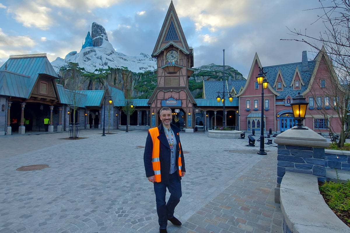 Image for the article: I visited the new World of Frozen at Disneyland Paris and these are my honest thoughts
