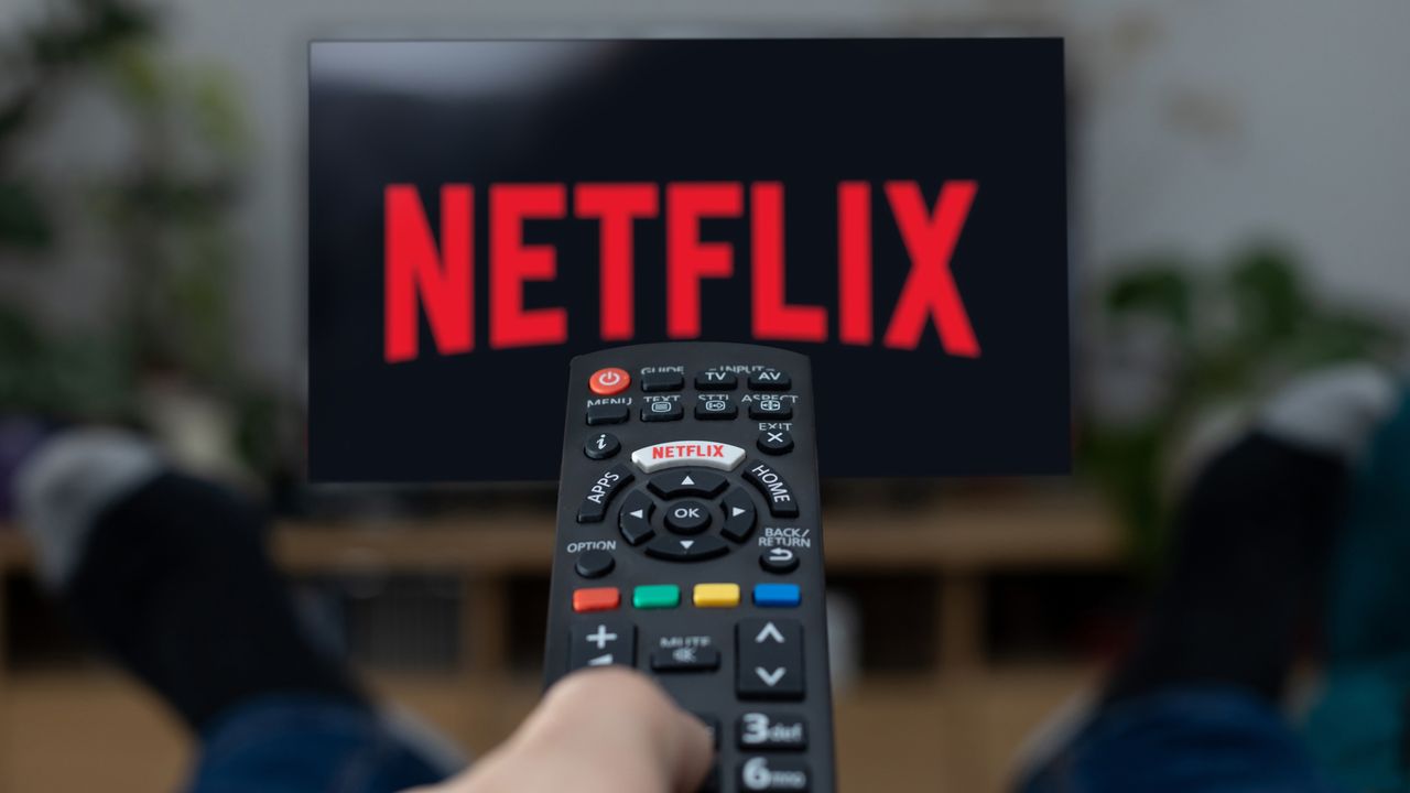 Image for the article: Netflix just ditched a useful Android and iOS feature that travelers rely on for hotel streaming