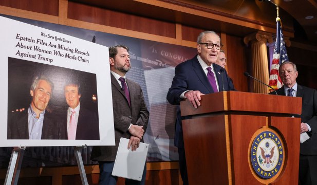 Изображение к статье: Паника Эпштейна