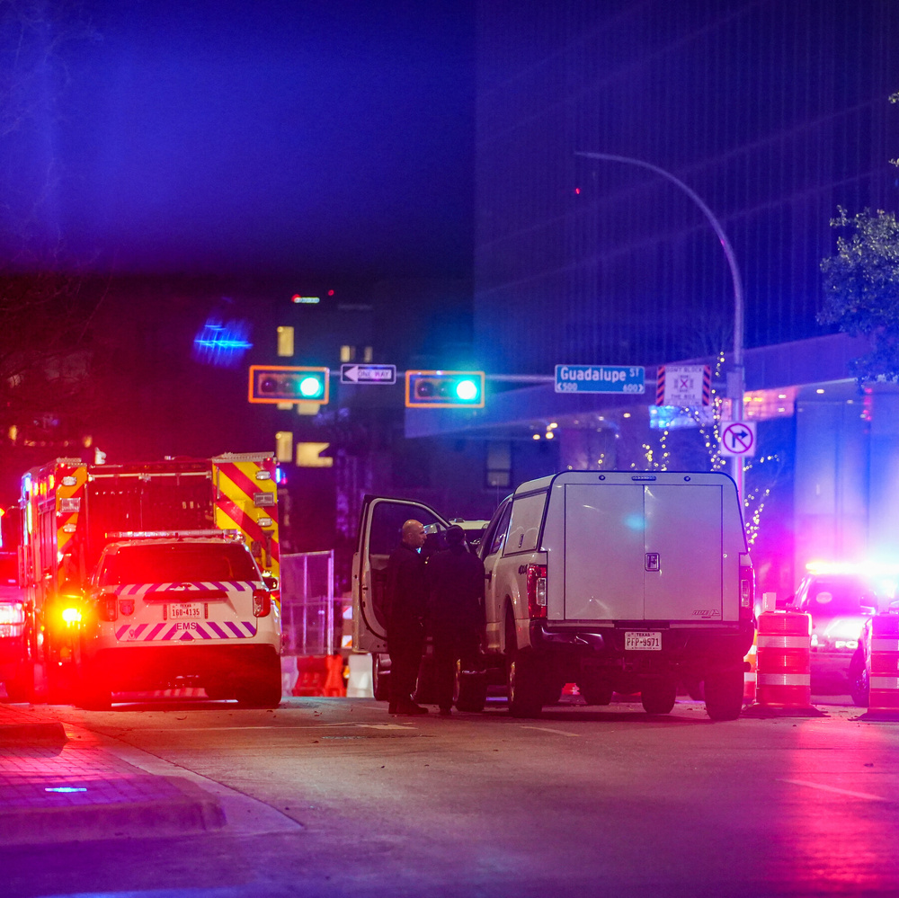 기사 이미지: 수사관들, 오스틴 총격 사건의 동기로 이란 전쟁 가능성 조사