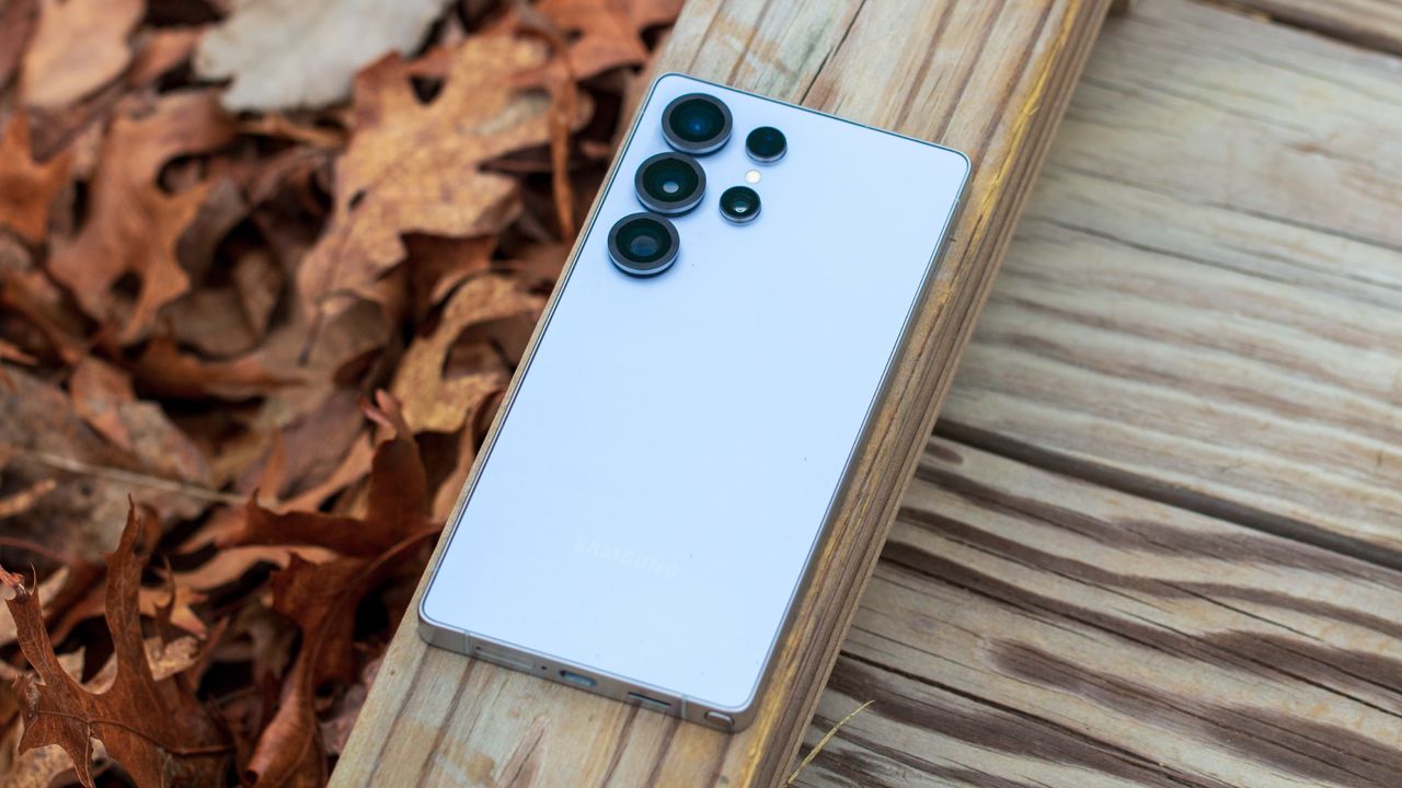 Изображение к статье: Galaxy S26 Ultra, возможно, не получит Qi2, и это разочаровывает