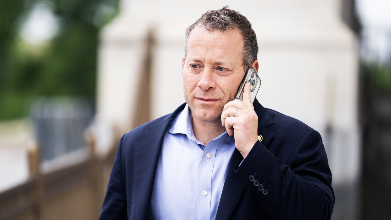 Image for the article: Centrist Democrats push for softer constraints on Trump's war powers in Iran