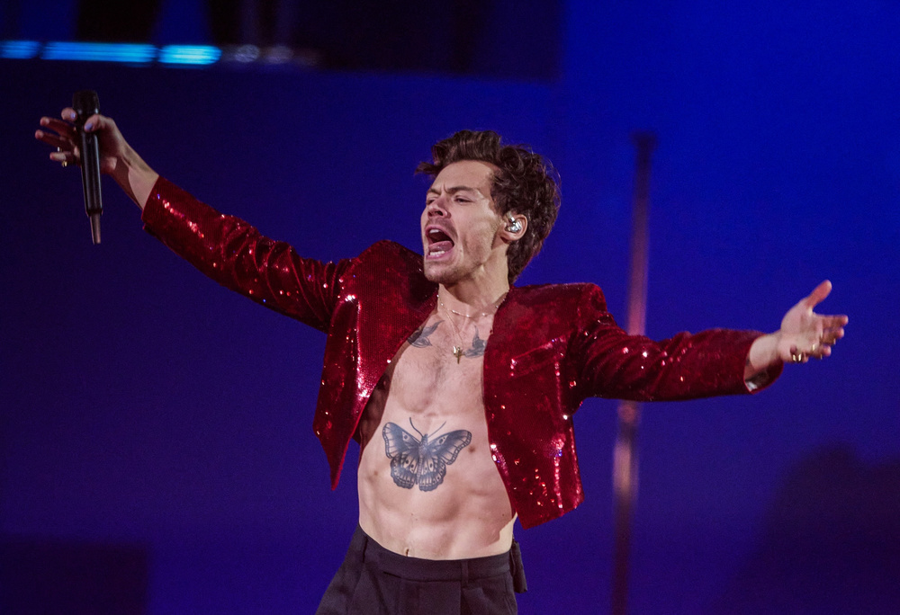 Image for the article: Harry Styles discos, occasionally, into the recent past