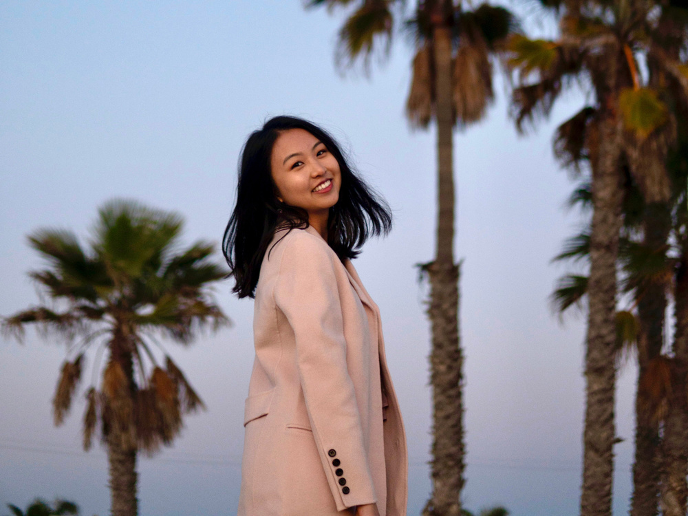 Image for the article: I landed a dream job after college, but it was in Seattle, far away from my close-knit family. I felt guilty leaving them behind.