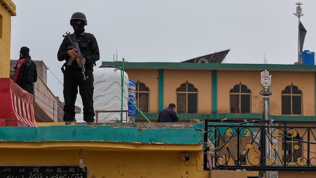 Image for the article: At least 31 killed, more than 160 injured in mosque bombing in Pakistan's capital