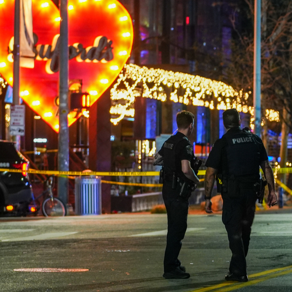 Image for the article: F.B.I. Investigating if Shooting at a Bar in Austin Has Terrorism Connection