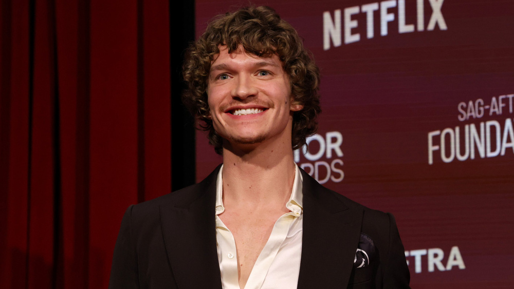 Изображение к статье: Звезда "Разогретого соперничества" Коннор Сторри признался, что в 13 лет на Хэллоуин переоделся в тверкающую Майли Сайрус: "Это был большой культурный момент в то время".