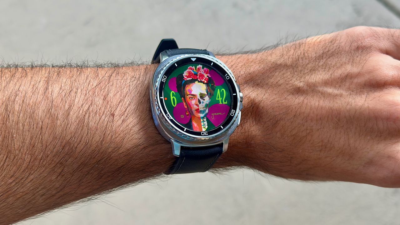 Bild zum Artikel: Individuelle Zifferblätter für die Galaxy Watch 8 und Pixel Watch 4 sind fantastisch – Hier finden Sie sie