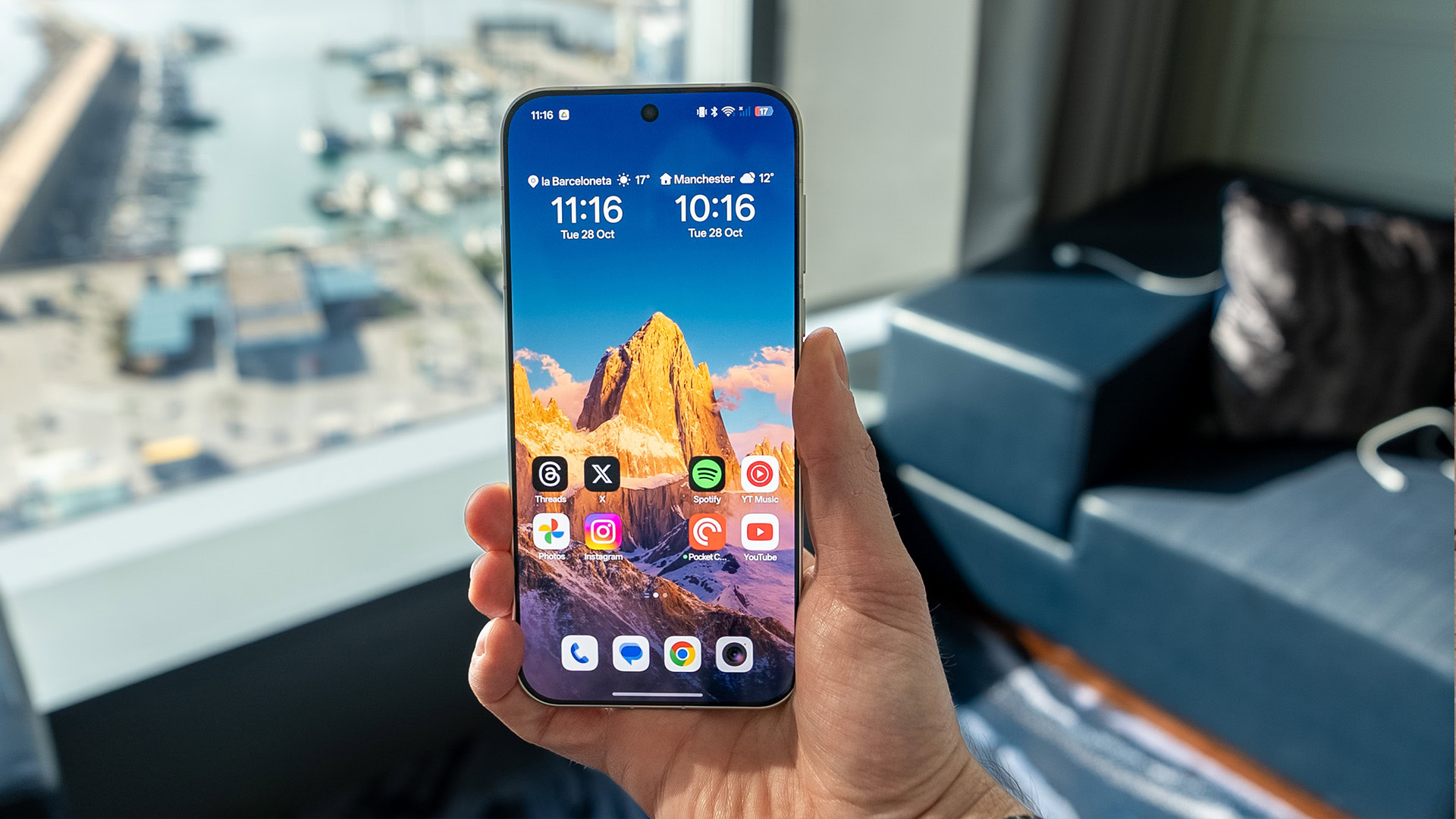 Image for the article: Not just Pixels: OPPO phones will soon support AirDrop via Quick Share