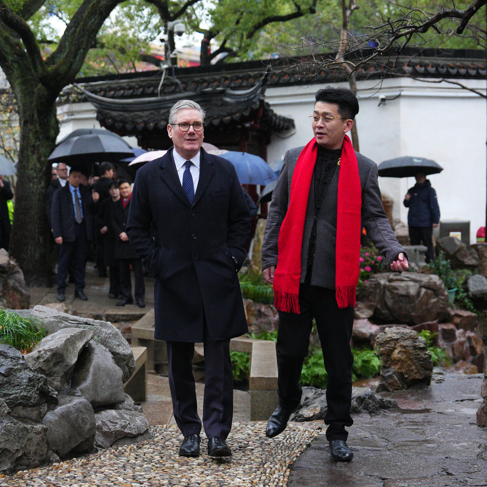 Image for the article: Trump Tells U.K. and Canada That Boosting Trade With China Is ‘Dangerous’