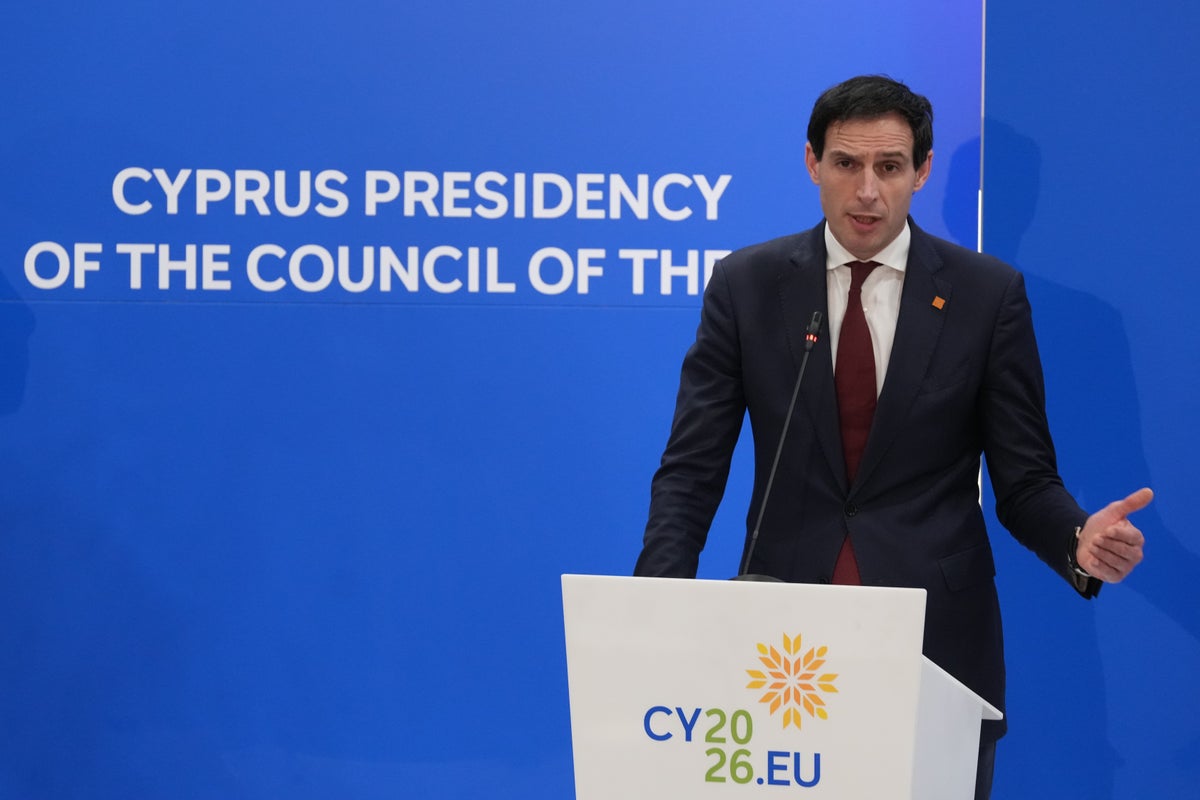 Image for the article: EU official announces 300-strong firefighting force to battle wildfires across Europe