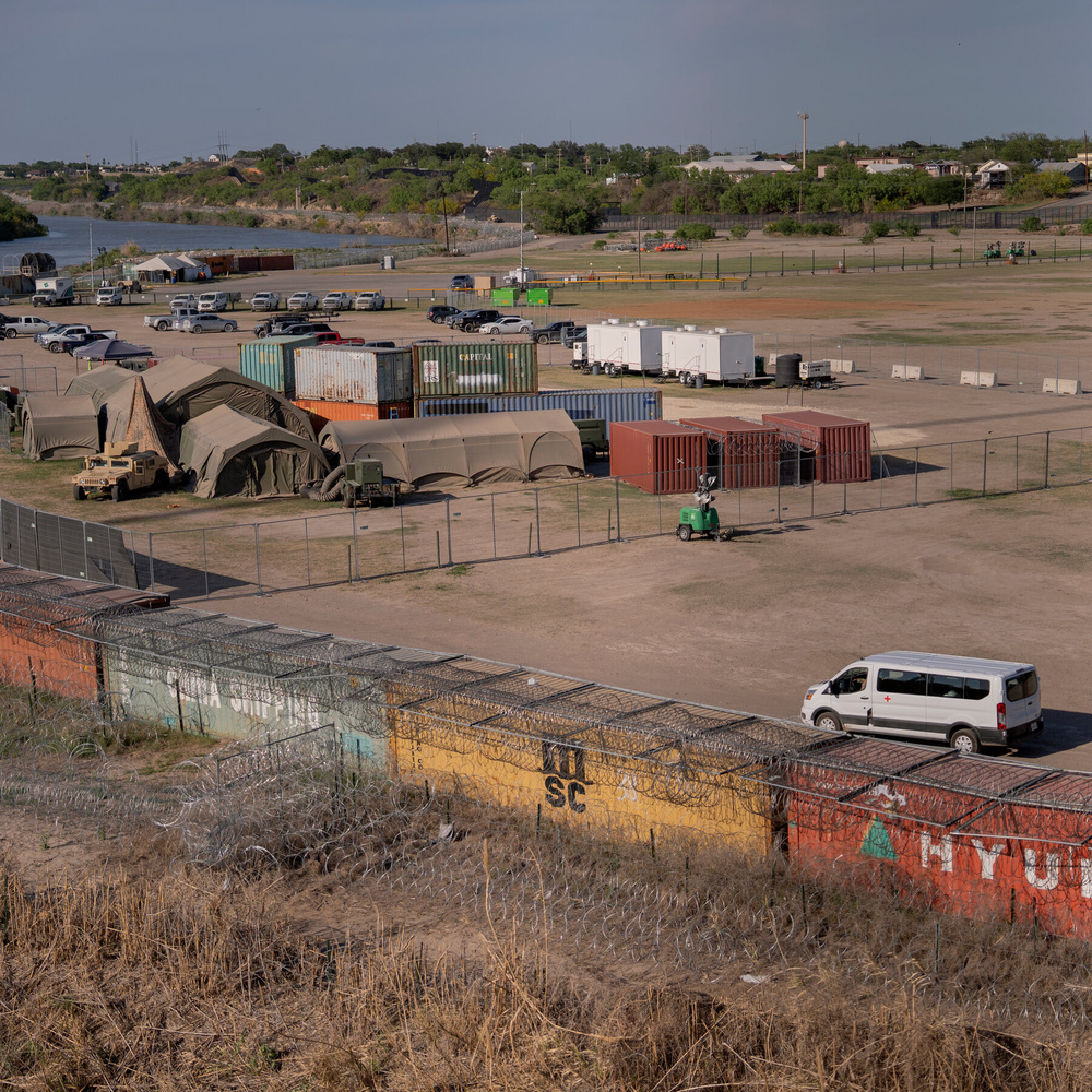 文章配图： 边境战争退潮，里奥格兰德河公园重新向公众开放