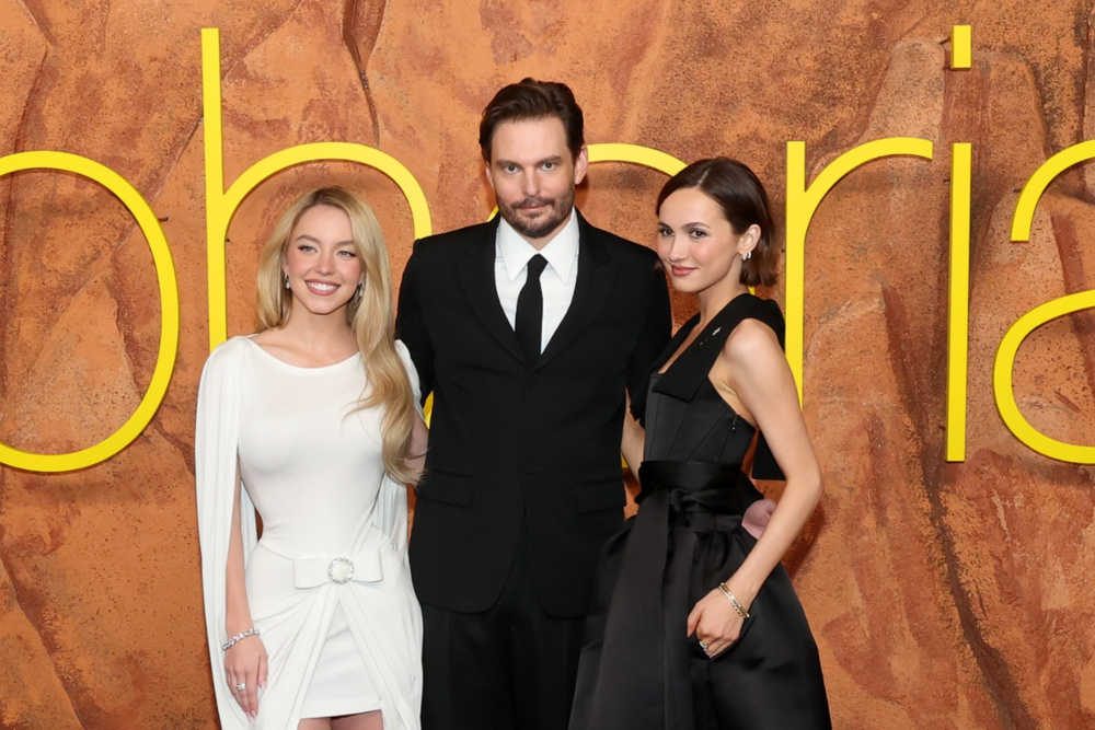 Изображение к статье: Создатель "Эйфории" Сэм Левинсон о потере Ангуса Клауда, режиссуре Эрика Дэйна и "отсутствии планов" на 4 сезон