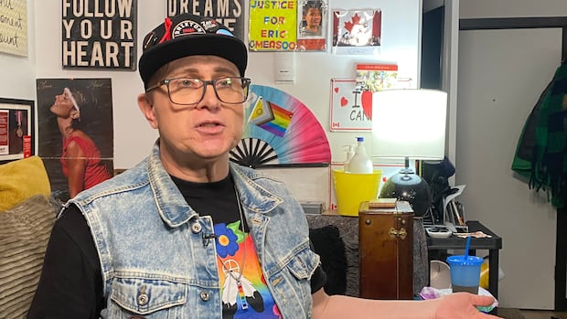 Image for the article: CRA says it's owed $10 billion in COVID-related benefits sent to ineligible recipients