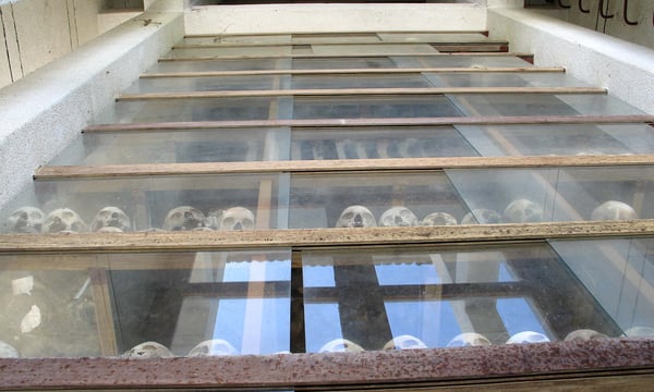 Image illustrant l'article : Le présent hanté du Cambodge : 50 ans après l'ascension des Khmers rouges, son héritage meurtrier plane toujours