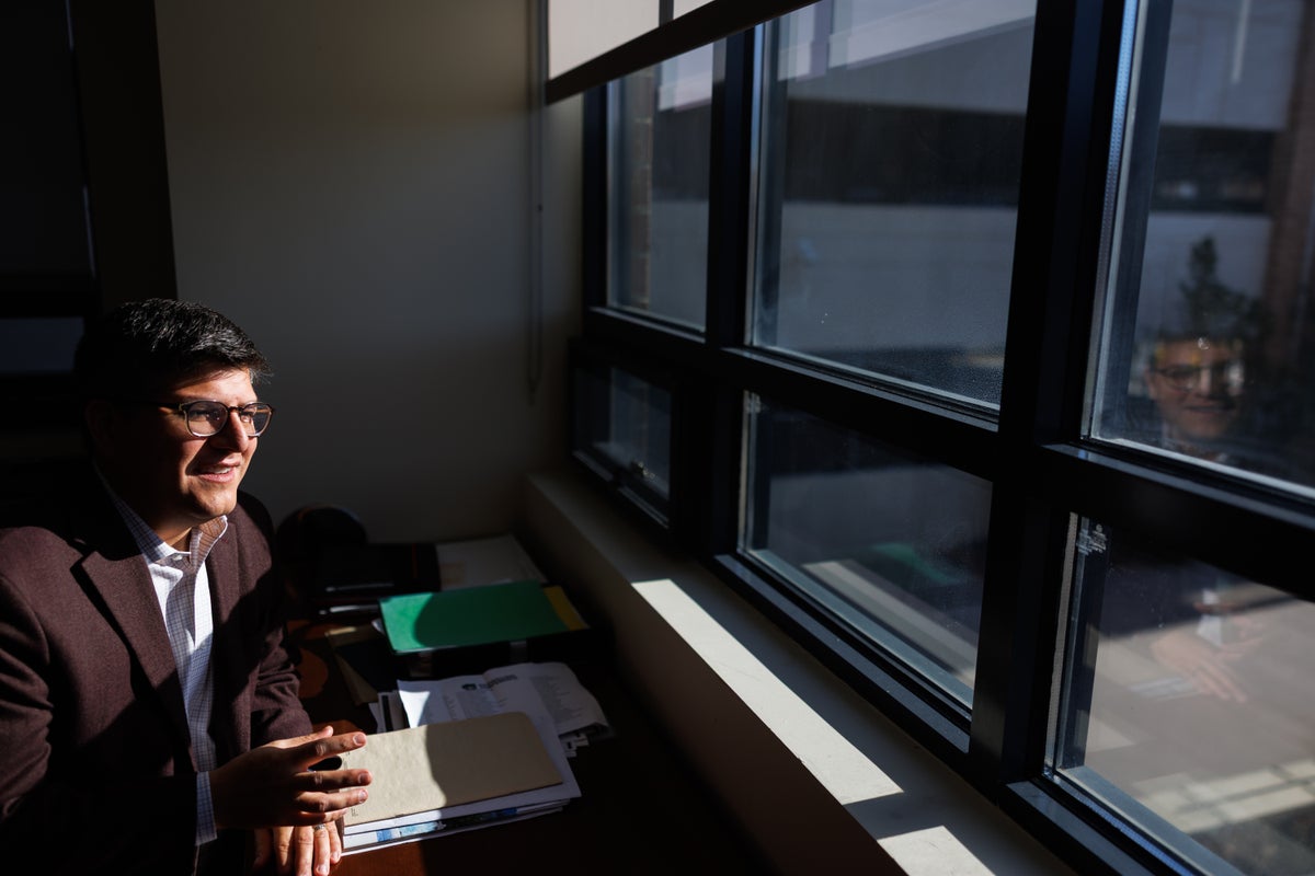 기사 이미지: AI가 당신의 대학 에세이를 평가할 수도 있습니다. 입학 전형의 새로운 시대에 오신 것을 환영합니다.