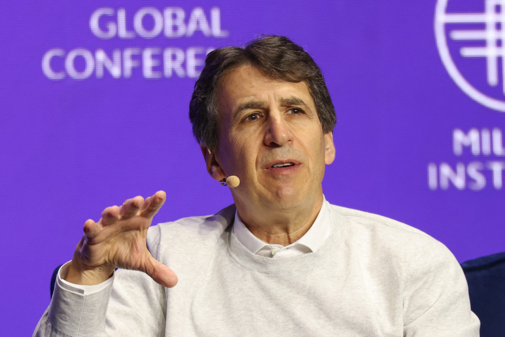 Image for the article: Apollo CEO Marc Rowan predicts a private markets 'shakeout'