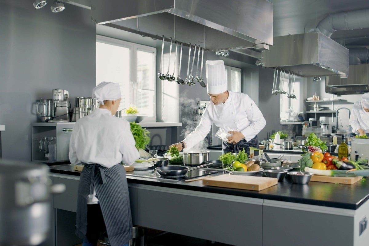 文章配图： Growth Kitchen 销售额达 1 亿英镑，独特模式顺应外卖热潮