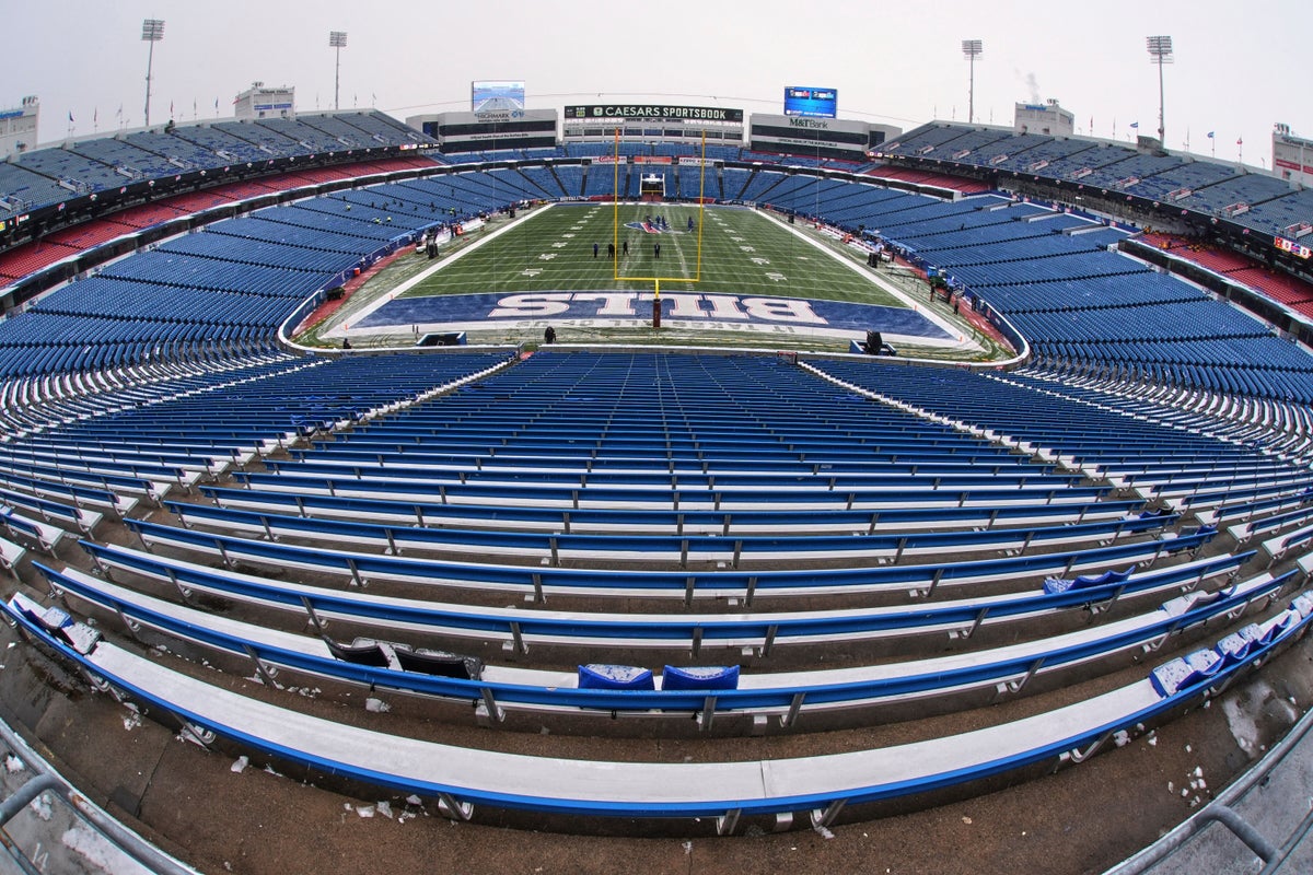 Image for the article: NFL fans mourn ‘The Ralph’ as they bid farewell to iconic stadium